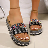 2025 Fashion Family Style Thick Bottom Slippers Women Rivet Hemp Rope Large Size Water Loose Beach Slippers HZ0115