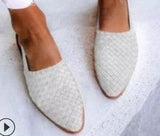 Xiyin 2025 Summer New 40-43 Pointed Bun Buckle With Flat Sandals Female 0102 Sandals HZ0115