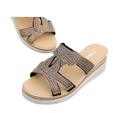 Large-Size Slopes And Slippers Women's 2025 Summer Fashion Water Drill Outside Wearing Thick-Bottomed Large Beach Shoes HZ0115