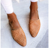 Xiyin 2025 Summer New 40-43 Pointed Bun Buckle With Flat Sandals Female 0102 Sandals HZ0115