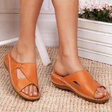 Large-Size Slippers Women's Spring And Summer New Slopes And Exterior Wearing Retro Hollow Sandals Drag Lady Casual Breathable Slippers HZ0115