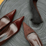 Small Design Sense Retro Pointy Commute Single Shoes In The Fall Of 2025 New French Temperament Kitten Low Heels HZ0115