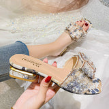 Pearl Slippers Women's Summer Wear Out Coarse Heel Flowers With Fashion Water Drill Cool Slippers Large Size Women's Shoes 41 Yards HZ0115